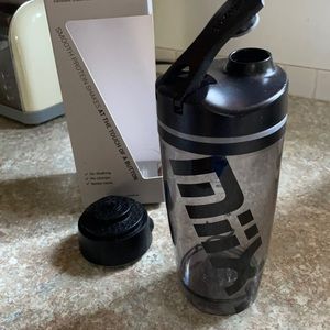 Promixx shaker